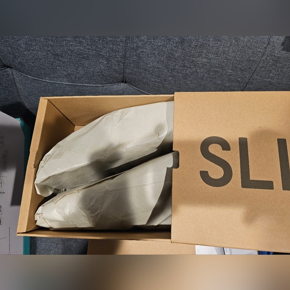 NEW Adidas Yeezy Slide ID2350 Slate Grey size 14 new with boxPurchased from Adi - Picture 8 of 9